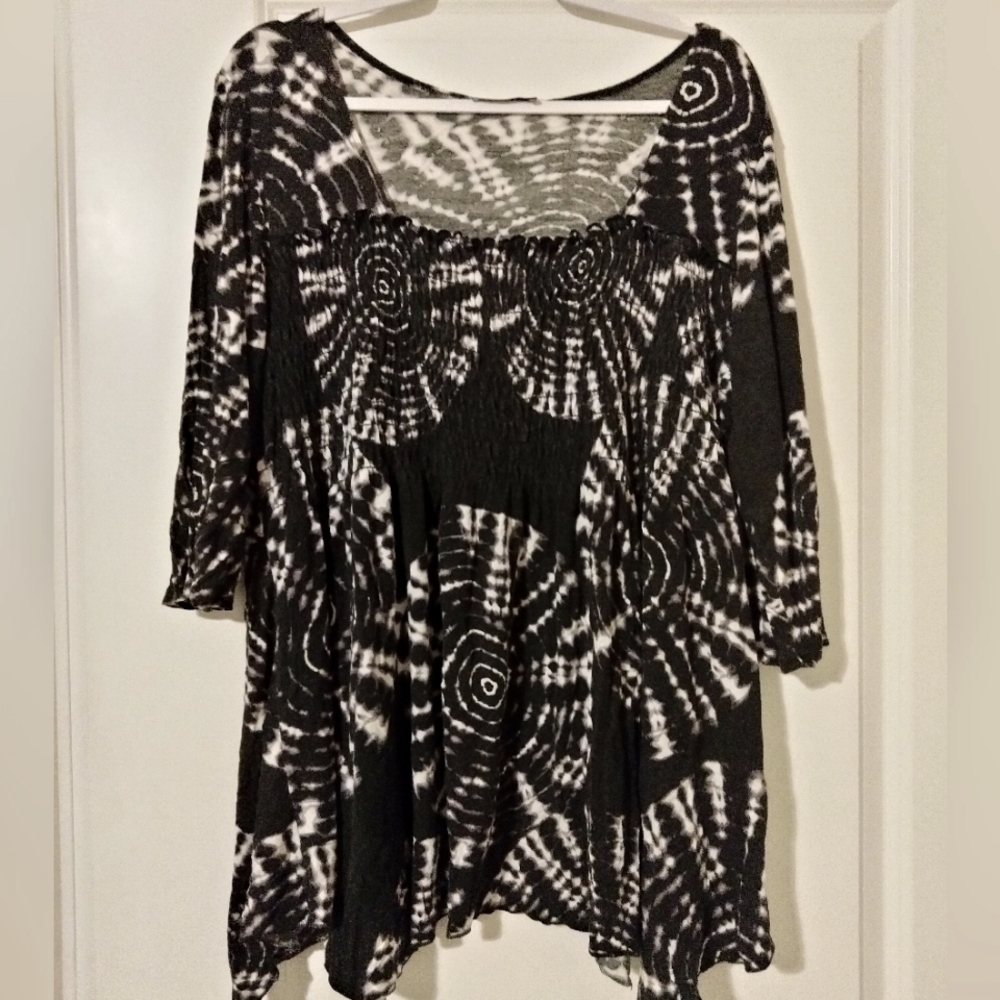 1X fit and flare shirt